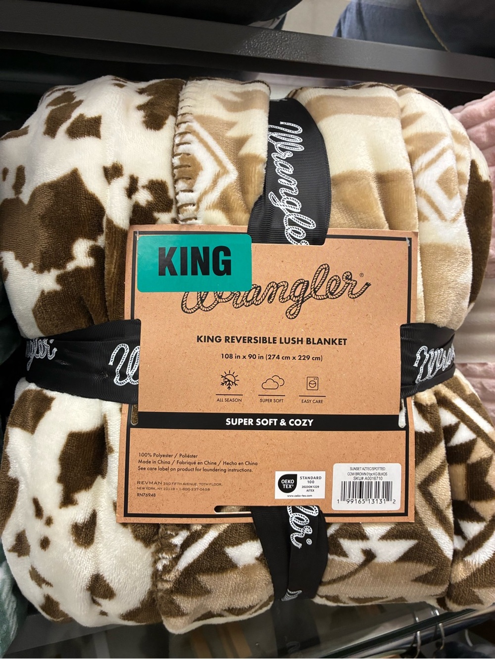 Wrangler King Reversible Plush Throw Blanket - Brown & Cream